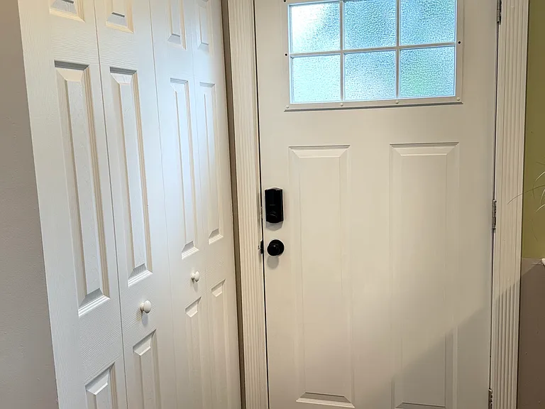 825 Showell Ct — Photo 11