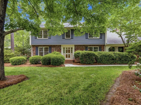 101 White Water Ct, Greer, SC 29650