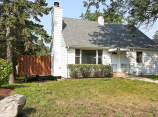 340 S Lincoln St, Westmont, IL