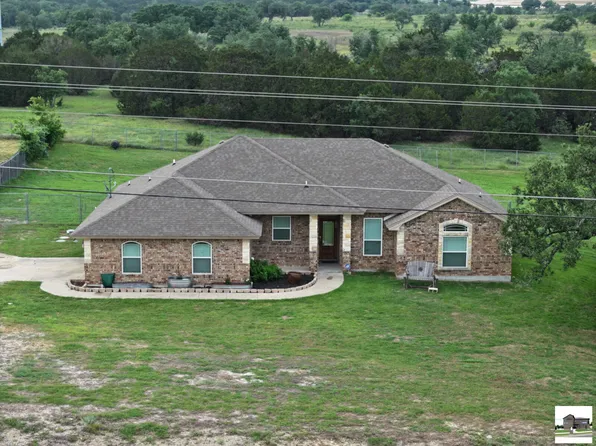 2410 Big Divide Rd, Copperas Cove, TX 76522
