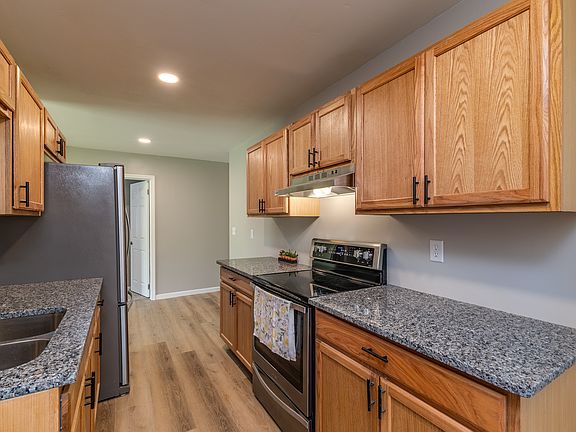 4th image of 11580 Gerity Ct