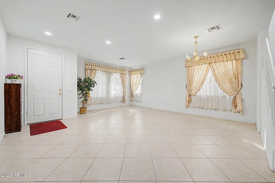4 bedroom home in the Power Ranch Community! — Photo 4