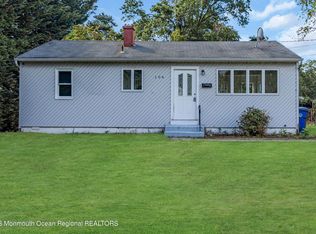 106 Teakwood Dr, Brick, NJ 08723