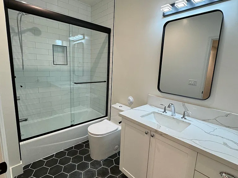 3851 Inglewood Blvd #1 — Photo 8