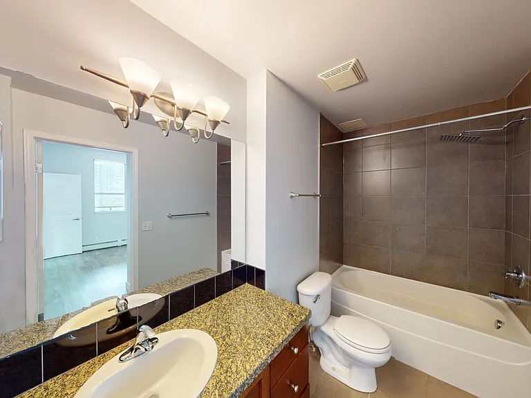 1053 10th St SW #812 — Photo 13