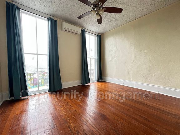 2nd image of 5416 Magazine St #4