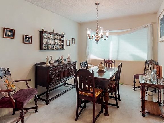 5th image of 105 S Hermosa Ave