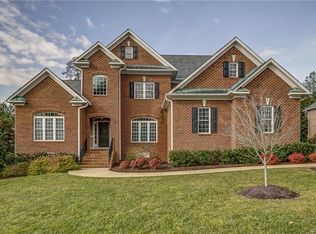 318 Broadfield Ln, Manakin Sabot, VA 23103