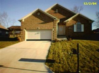 118 Hidden Paddock Ln, Georgetown, KY 40324