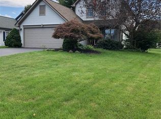 115 Cranbrook Ter, Webster, NY 14580