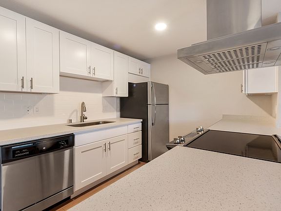 Renovated kitchens with premium finishes are available for upgrade. Ask the leasing team for more details.