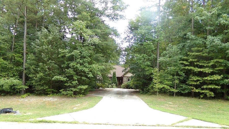 1st image of 7400 Walnut Crest Dr