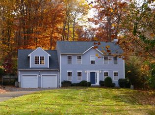 1 Goodsell Rd, Hamden, CT 06518