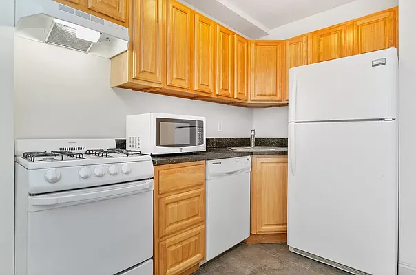 Rented by REAL New York | media 4