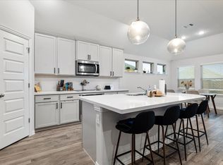 3200 Stillwater Ln, Aubrey, TX 76227