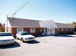 415 Moon Clinton Rd, Coraopolis, PA 15108