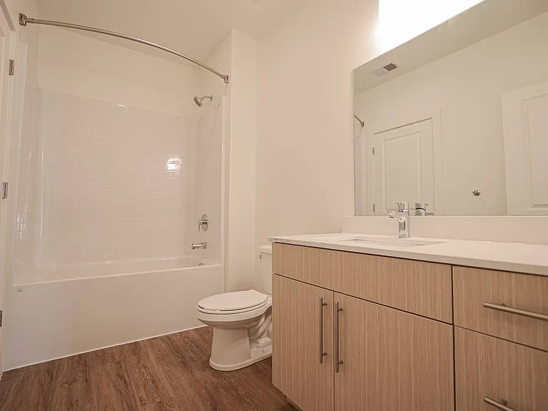 Northgate Apartments — Photo 55