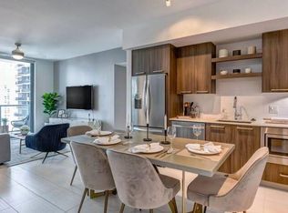 30 SW 8th St #1706, Miami, FL 33130