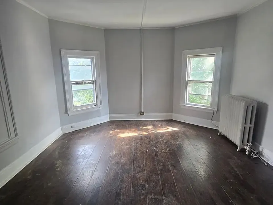 120 Crescent Ave #404
