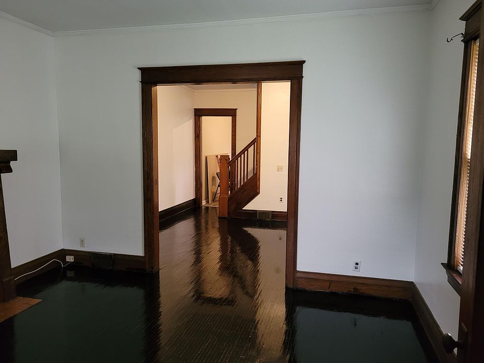 1st image of 287 Electric Ave