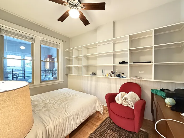 1874 N Leavitt St #M01R — Photo 15