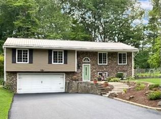 2903 N Beaver St, New Castle, PA 16105