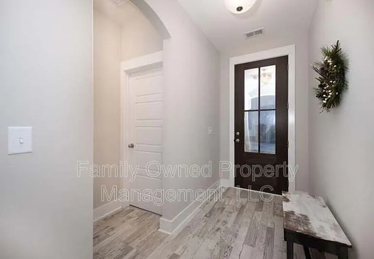225 Whirlaway Dr — Photo 25