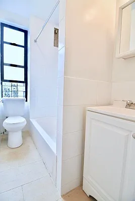 Rented by Ledvech Group | media 2