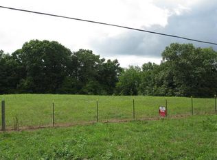 2051 Rainbow Lake Rd, Chesnee, SC 29323