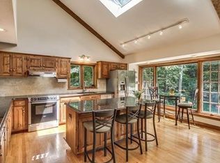 9 Hawthorne St, Acton, MA 01720