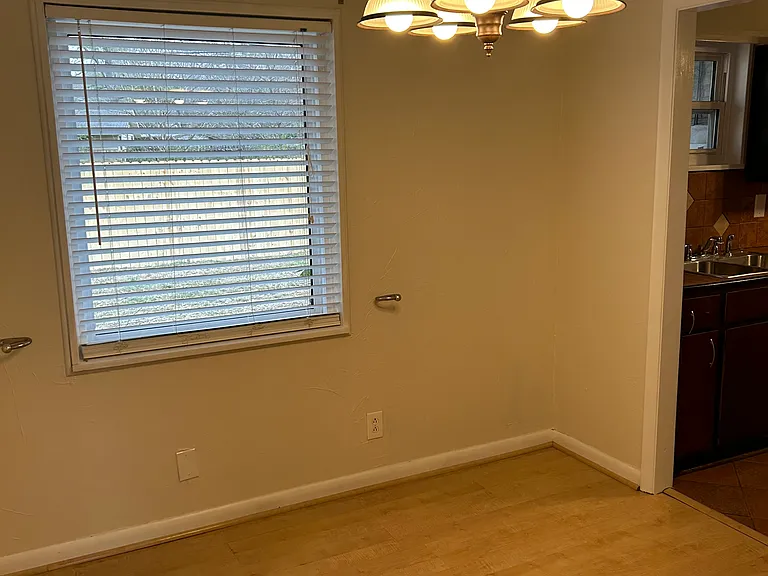 4732 Maryland Ave — Photo 6