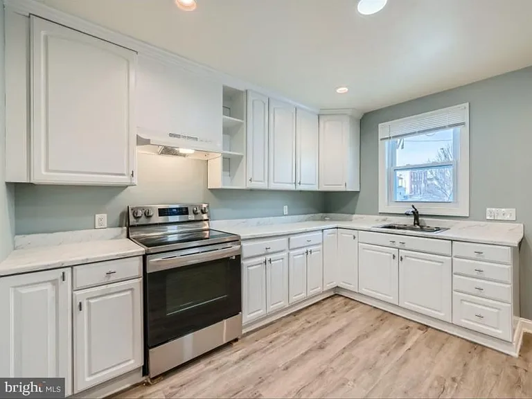 2926 E Fayette St #2 — Photo 5
