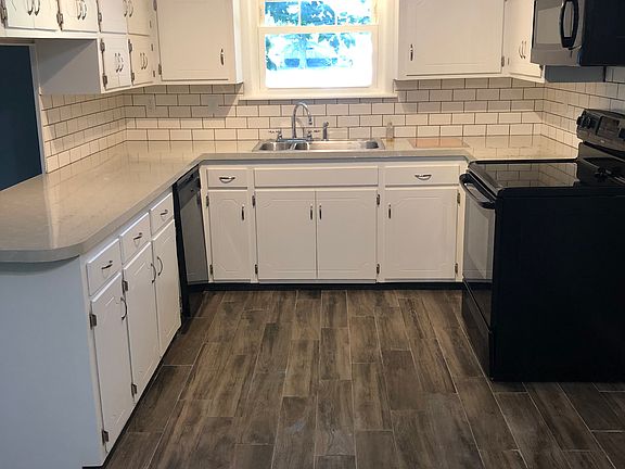 2nd image of 1806 S 69th East Ave