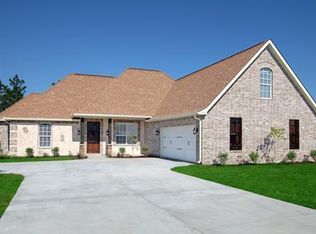 2104 Park View Cv, Vancleave, MS 39565