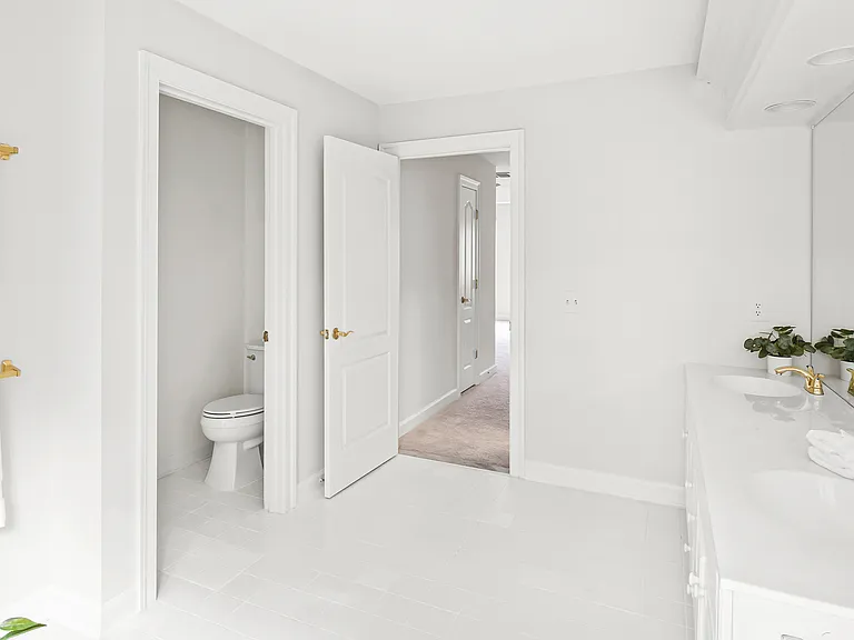9590 Lagersfield Cir — Photo 24