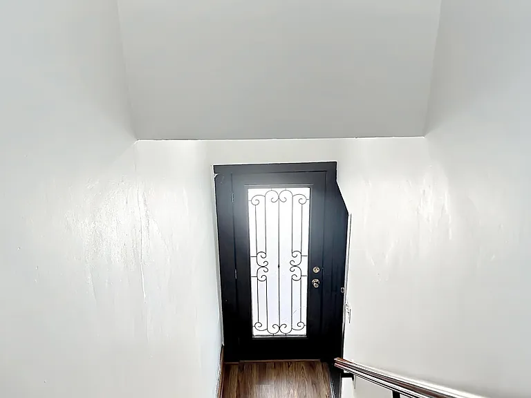 138 E Duval St — Photo 3