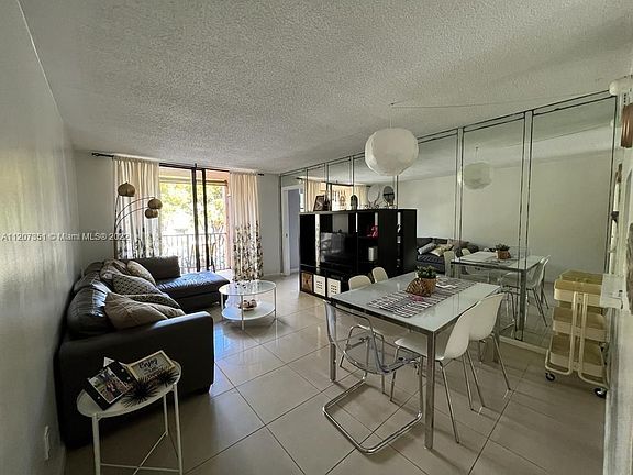 4th image of 14301 N Kendall Dr #310B