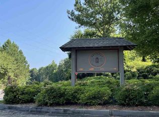 131 Retreat Trl, Lagrange, GA 30240