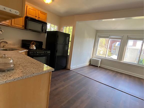 5th image of 2942 Minot Ave #1