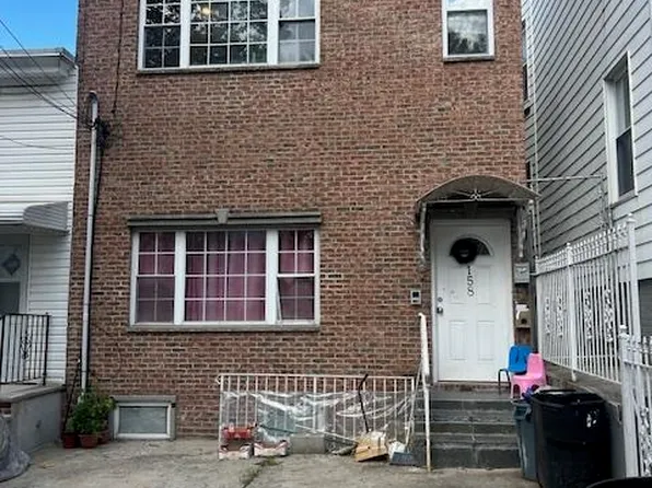 158 Bleecker Street image 1 of 11