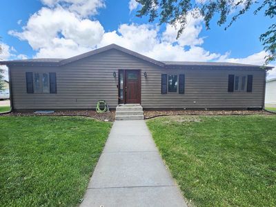 710 Ontario Ave, Elwood, NE, 68937