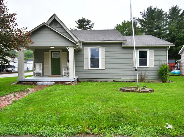 1210 E Pike St, Martinsville, IN 46151