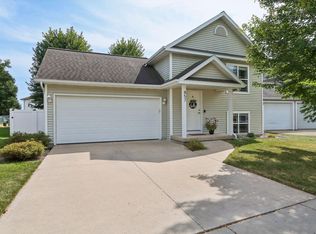857 Robin Dr, Sun Prairie, WI 53590
