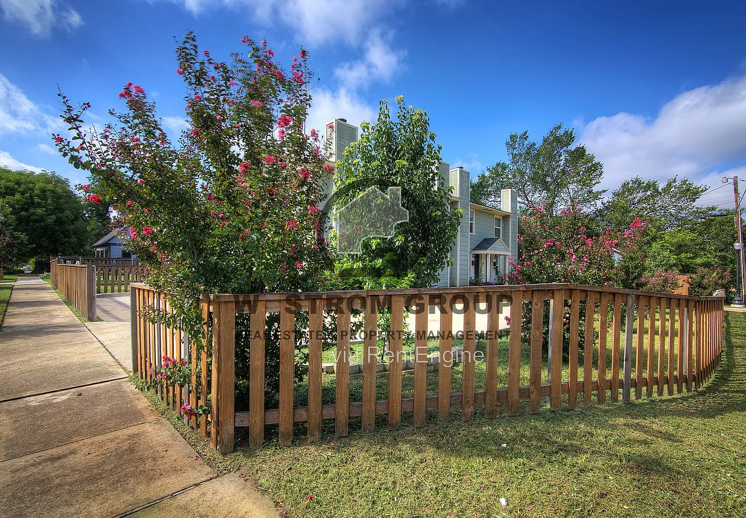 2 bed, 1.5 bath, 800 sqft, $1,395 — Photo 4