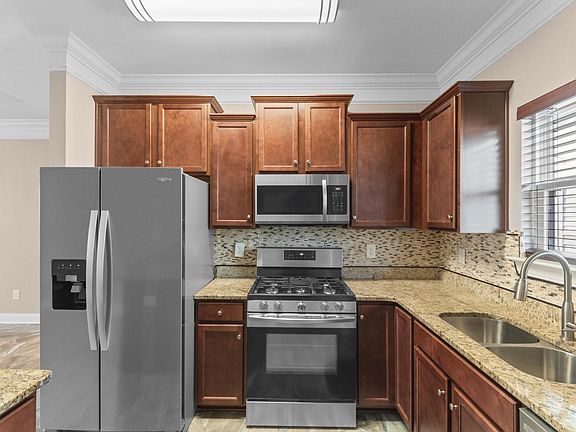 5th image of 1604 Carsens Ferry Dr.