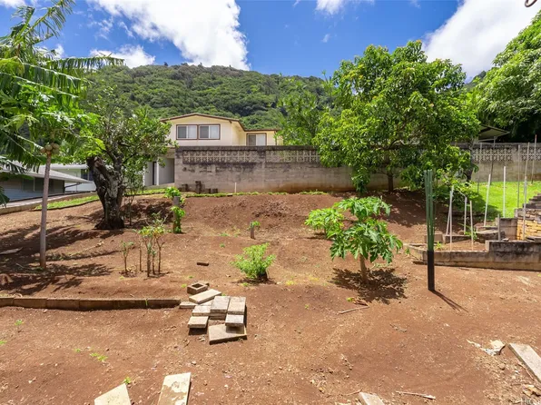 3132 Manoa Rd, Honolulu, HI 96822