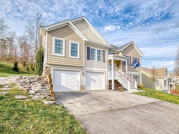 4th image of 950 Crosscreek Dr