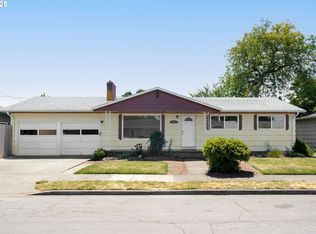 21936 SE Yamhill St, Gresham, OR 97030