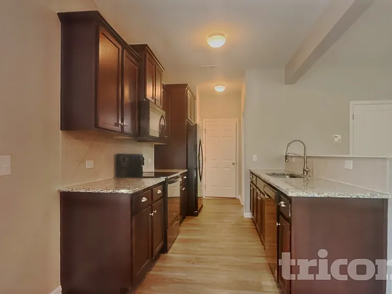 1335 Bridgton Cape Ct — Photo 5