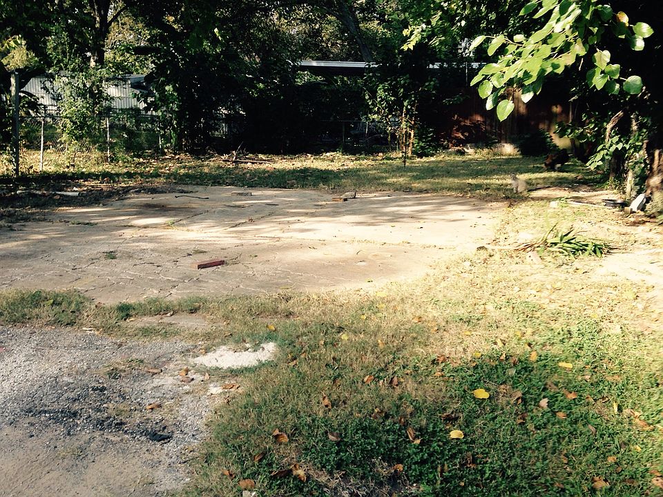 2nd image of 7311 Cochran St